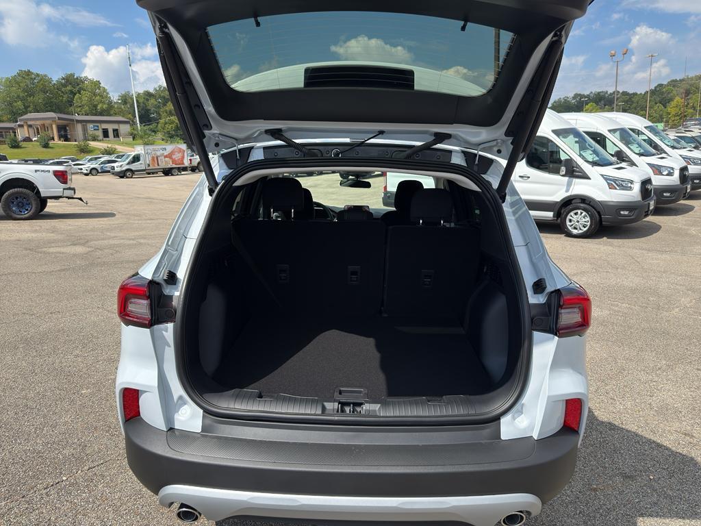 new 2025 Ford Escape car, priced at $32,050