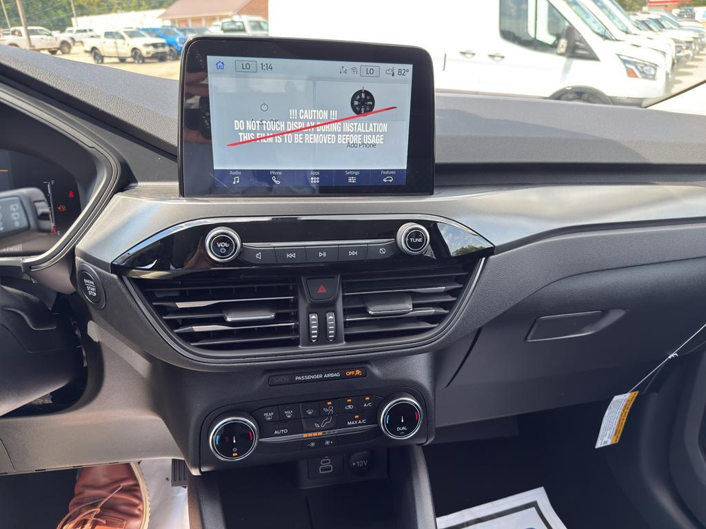 new 2025 Ford Escape car, priced at $32,050