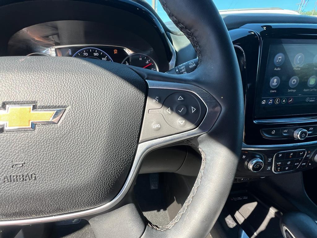 used 2023 Chevrolet Traverse car, priced at $35,400