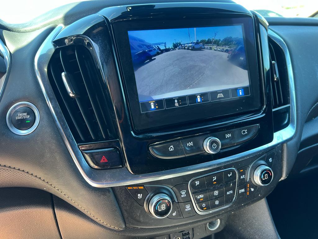 used 2023 Chevrolet Traverse car, priced at $35,400