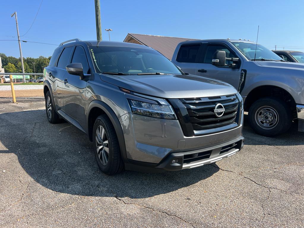 used 2023 Nissan Pathfinder car, priced at $35,575