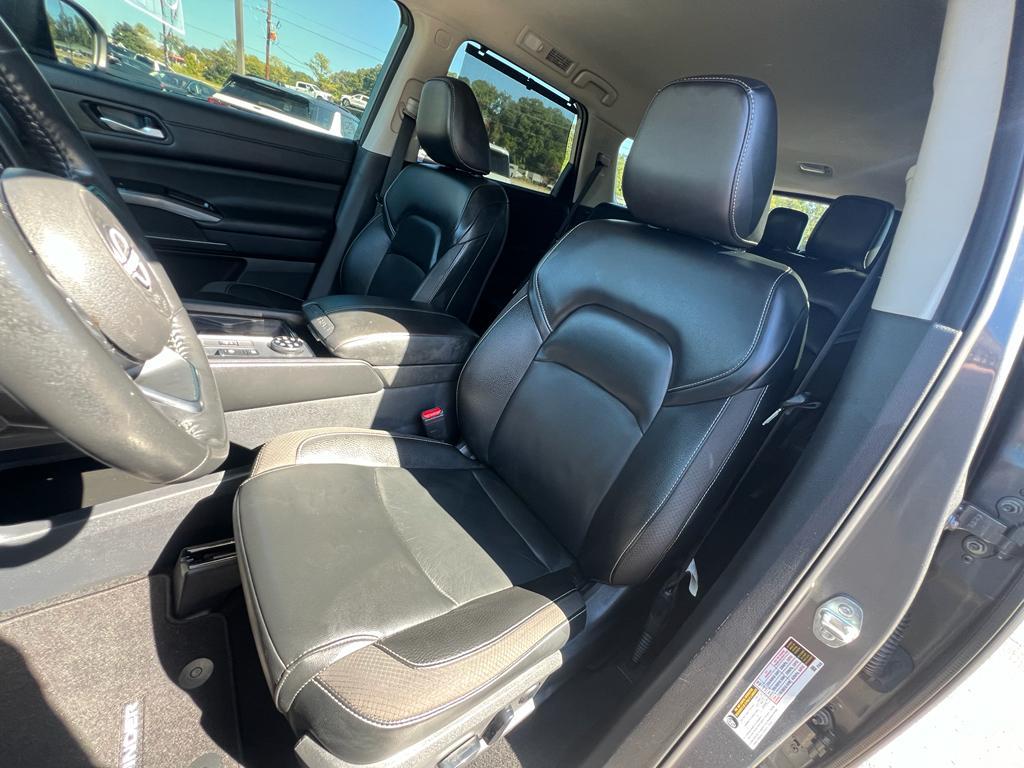 used 2023 Nissan Pathfinder car, priced at $33,900