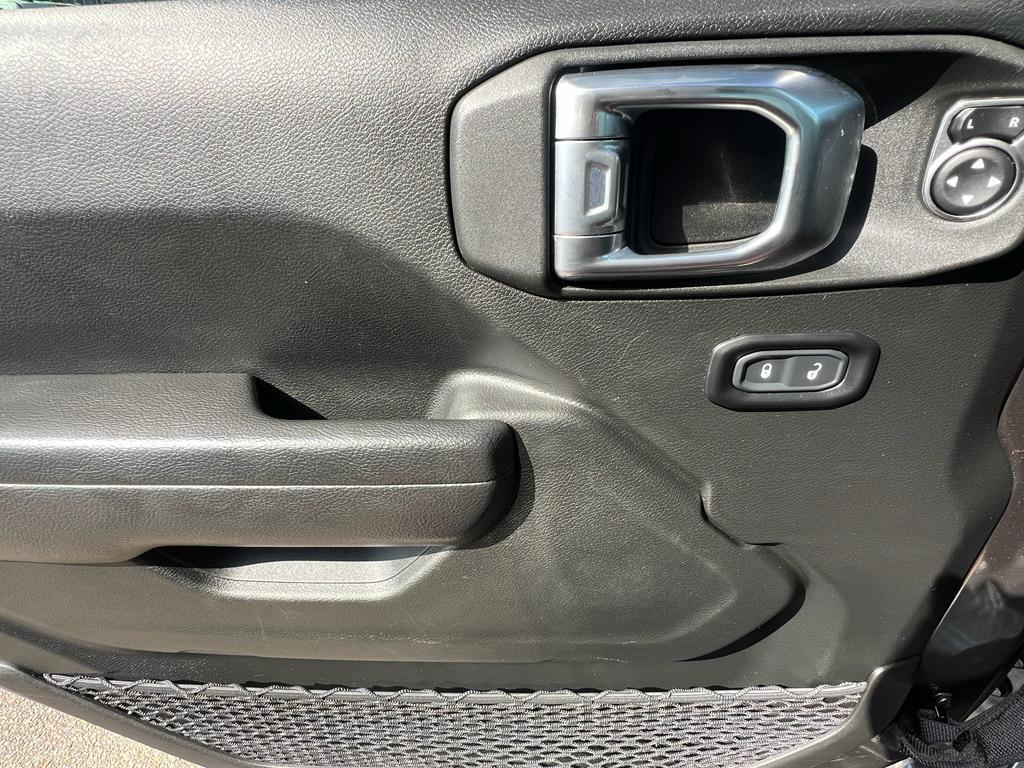 used 2022 Jeep Gladiator car, priced at $30,750