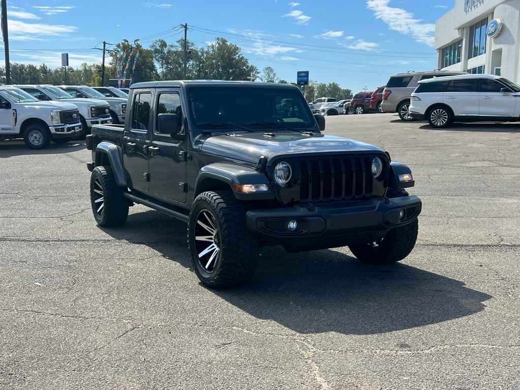 used 2022 Jeep Gladiator car, priced at $30,750