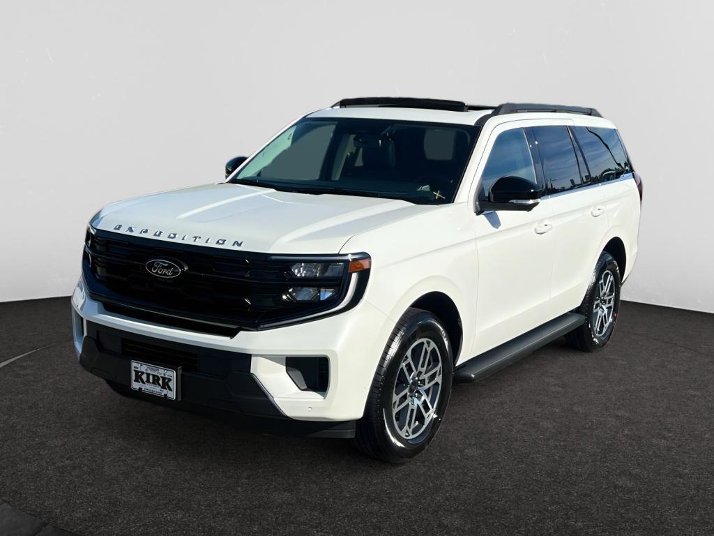 new 2025 Ford Expedition car, priced at $70,540