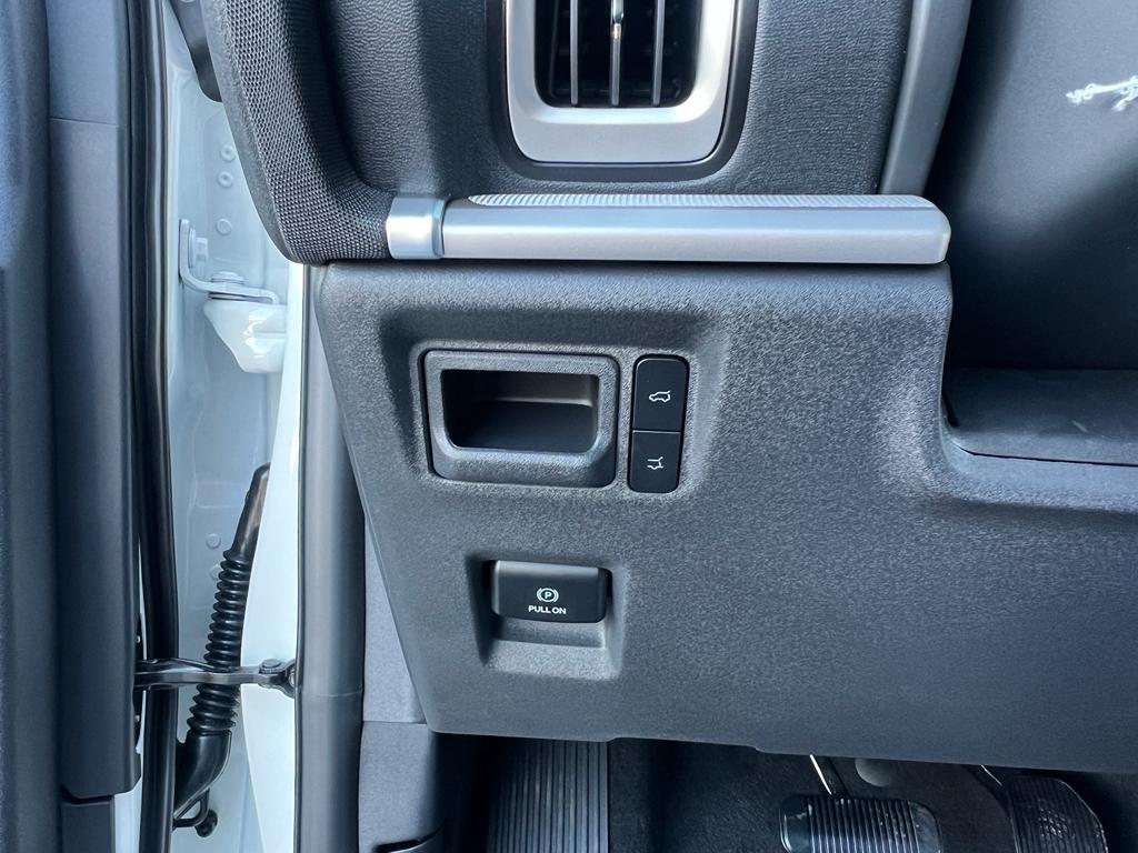 new 2025 Ford Expedition car, priced at $70,540