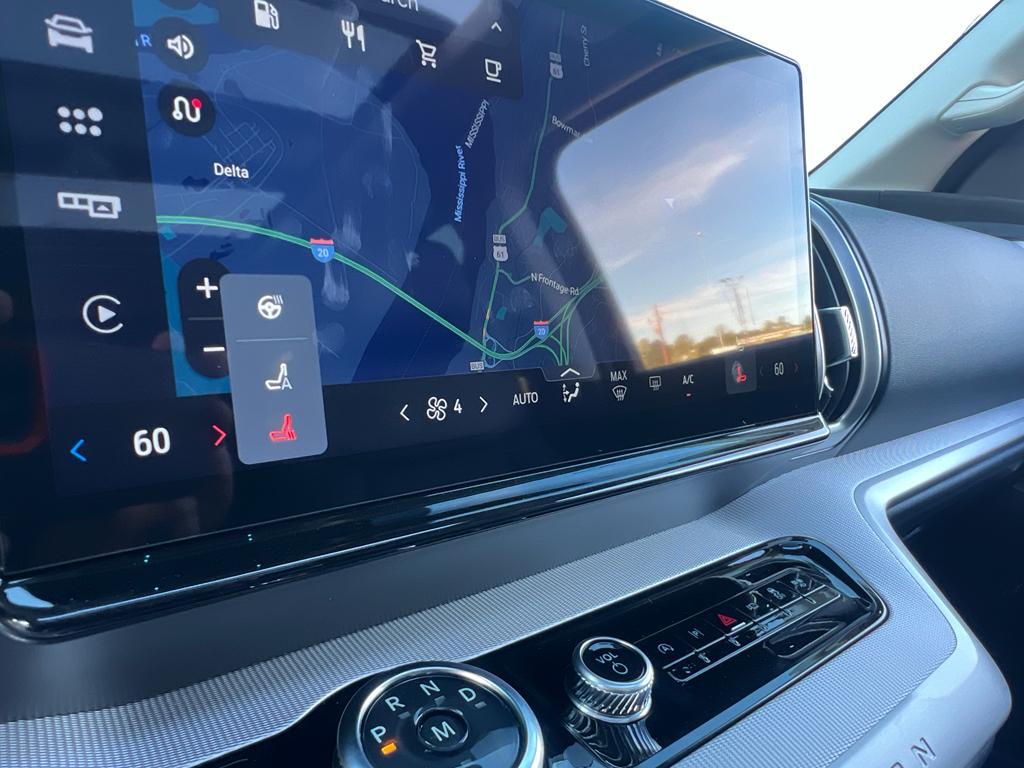 new 2025 Ford Expedition car, priced at $70,540