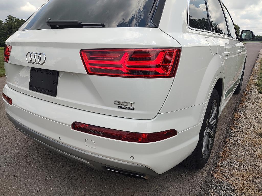 used 2018 Audi Q7 car, priced at $16,475