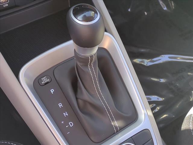 new 2025 Hyundai Venue car, priced at $23,728