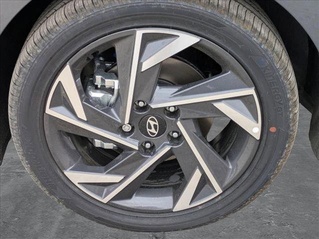 new 2025 Hyundai Elantra car, priced at $29,245
