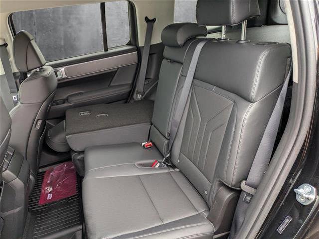 new 2025 Hyundai Santa Fe car, priced at $42,580
