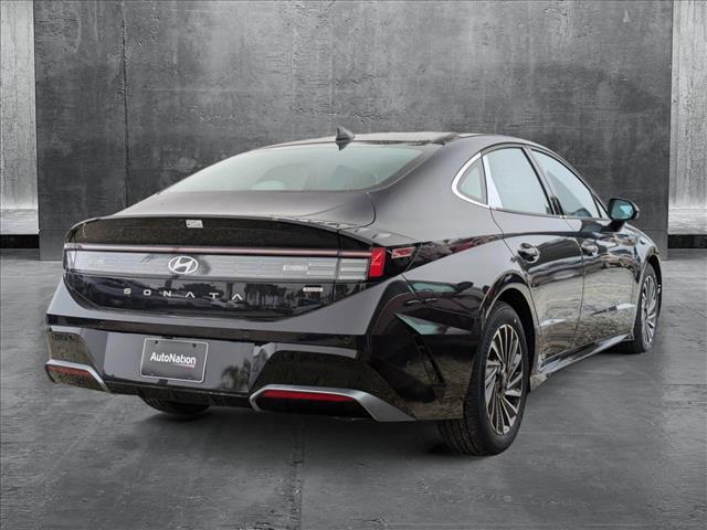 new 2025 Hyundai Sonata Hybrid car, priced at $39,155