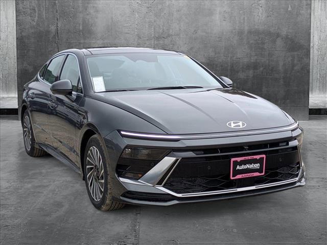 new 2025 Hyundai Sonata Hybrid car, priced at $38,410