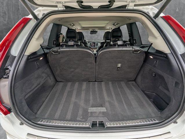 used 2022 Volvo XC90 Recharge Plug-In Hybrid car, priced at $38,051