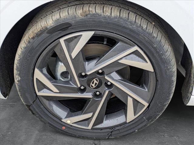 new 2025 Hyundai Elantra car, priced at $29,690