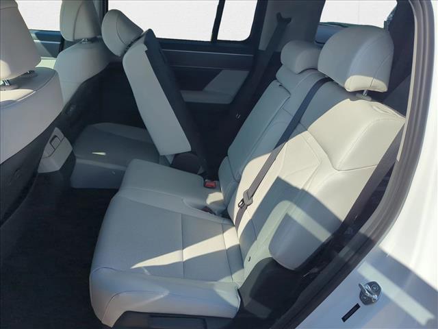 new 2025 Hyundai Santa Fe car, priced at $37,086