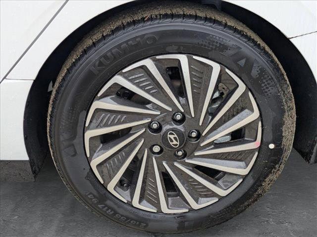 new 2025 Hyundai Sonata Hybrid car, priced at $38,835