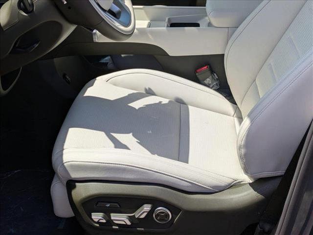 new 2025 Hyundai SANTA FE HEV car, priced at $47,457