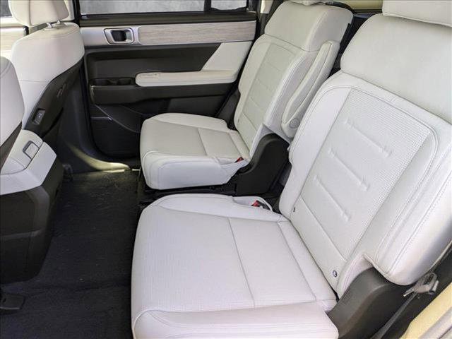 new 2025 Hyundai SANTA FE HEV car, priced at $50,100