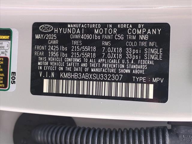 new 2025 Hyundai Kona car, priced at $27,822