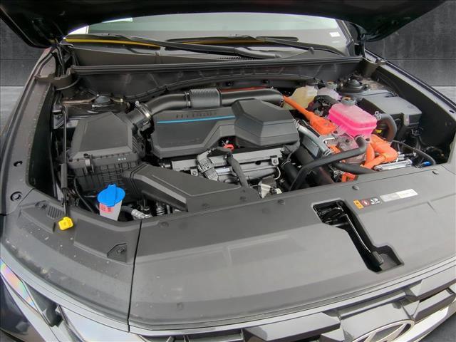 new 2025 Hyundai TUCSON Hybrid car, priced at $35,445