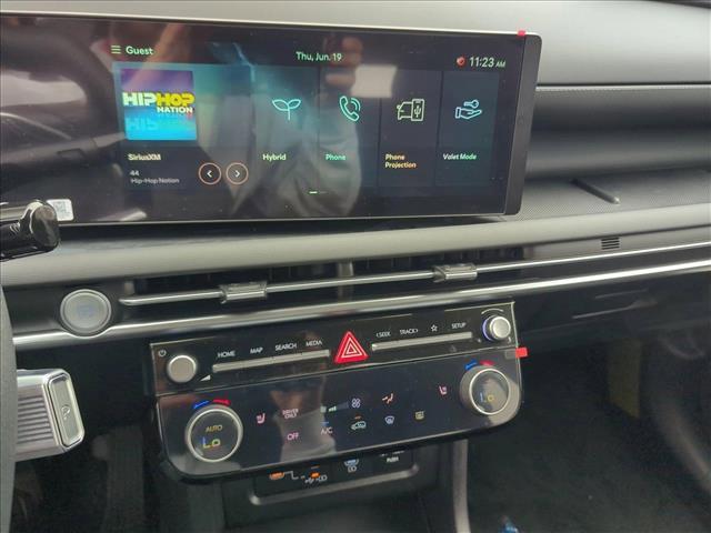new 2025 Hyundai TUCSON Hybrid car, priced at $35,445