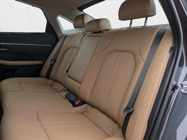 new 2025 Hyundai Sonata Hybrid car, priced at $38,027
