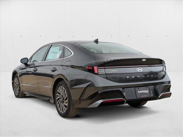 new 2025 Hyundai Sonata Hybrid car, priced at $38,027