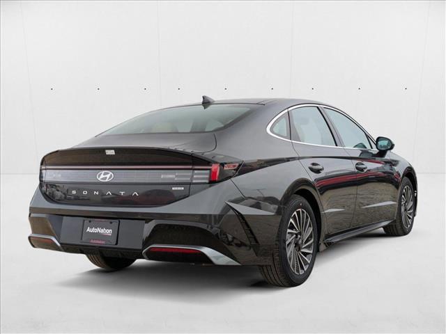new 2025 Hyundai Sonata Hybrid car, priced at $38,027