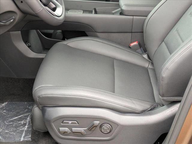 new 2025 Hyundai SANTA FE HEV car, priced at $51,290