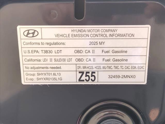 new 2025 Hyundai TUCSON Hybrid car, priced at $38,650