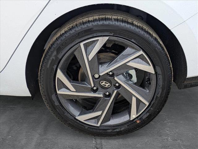 new 2025 Hyundai Elantra car, priced at $29,695