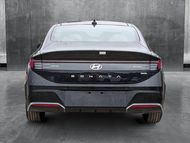 new 2025 Hyundai Sonata Hybrid car, priced at $38,505