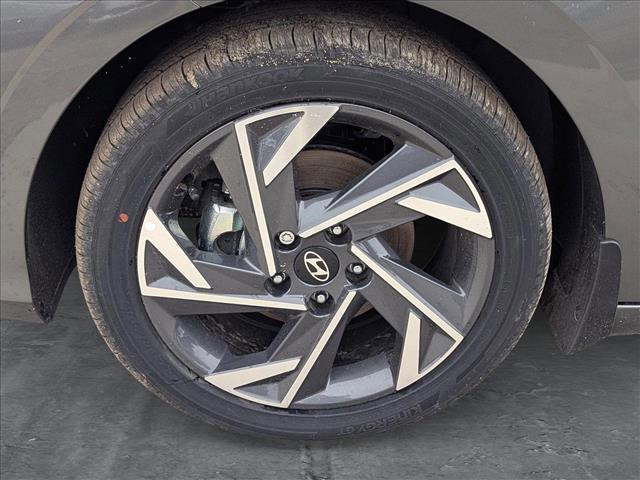 new 2025 Hyundai Elantra car, priced at $31,155