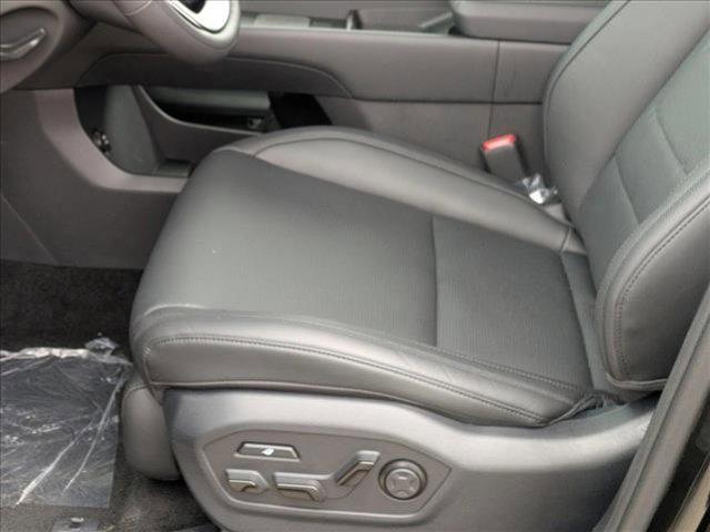 new 2025 Hyundai SANTA FE HEV car, priced at $50,165