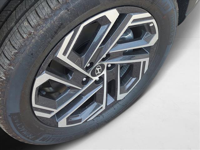 new 2025 Hyundai TUCSON Hybrid car, priced at $43,425