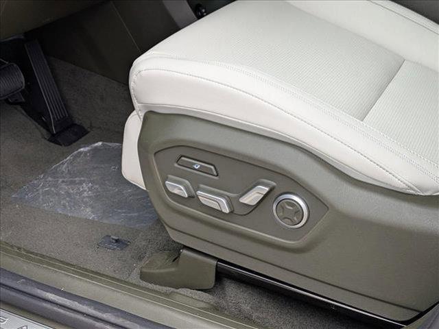 new 2025 Hyundai SANTA FE HEV car, priced at $50,535