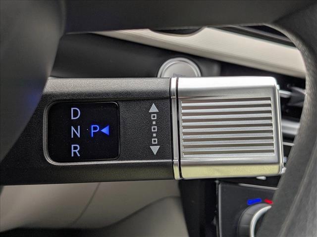 new 2025 Hyundai TUCSON Hybrid car, priced at $33,942