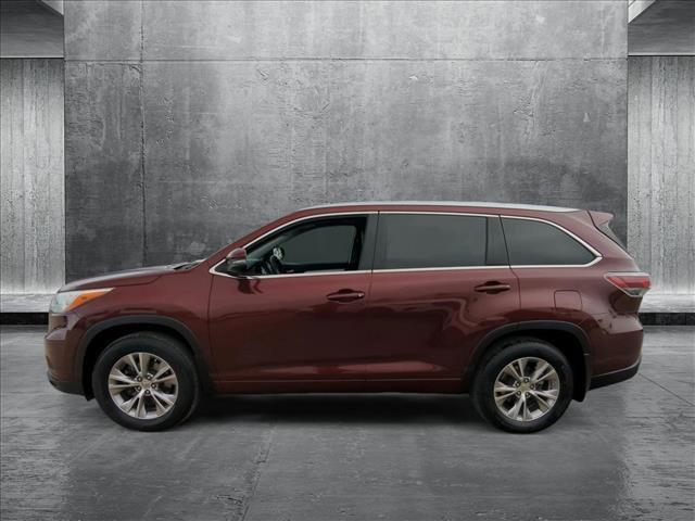 used 2015 Toyota Highlander car, priced at $16,584