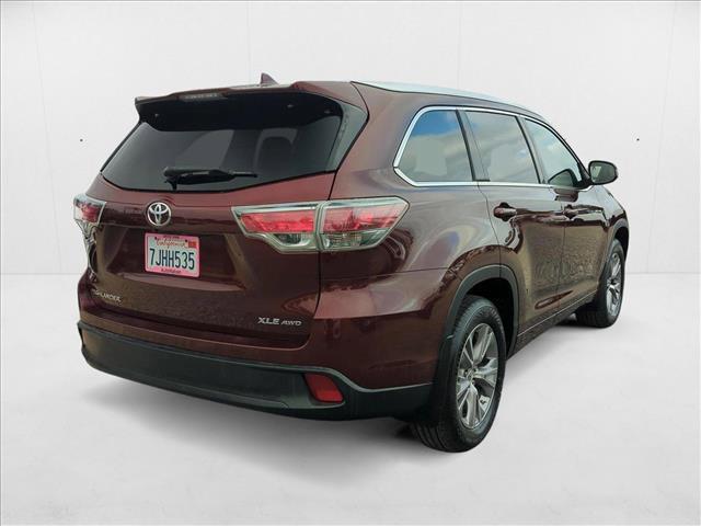 used 2015 Toyota Highlander car, priced at $15,995