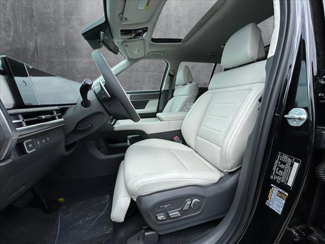 new 2025 Hyundai SANTA FE HEV car, priced at $52,050