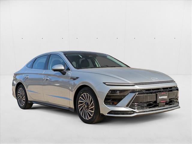 new 2025 Hyundai Sonata Hybrid car, priced at $39,130