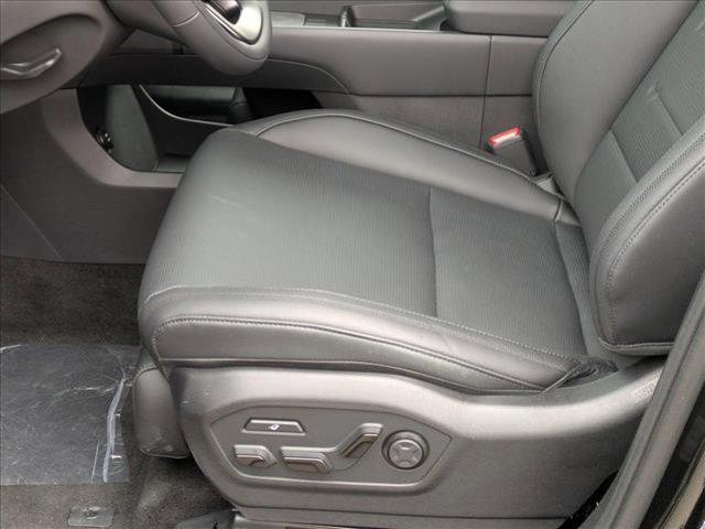 new 2025 Hyundai SANTA FE HEV car, priced at $50,215