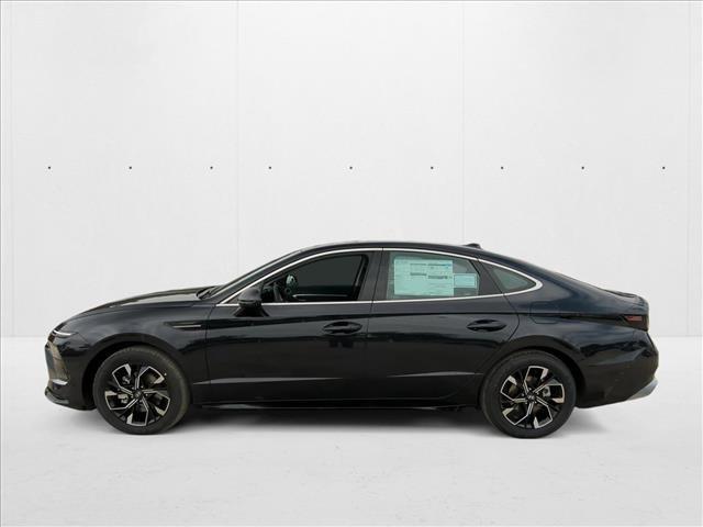 new 2025 Hyundai Sonata car, priced at $29,998