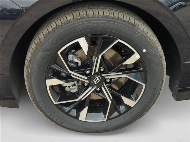 new 2025 Hyundai Sonata car, priced at $29,998