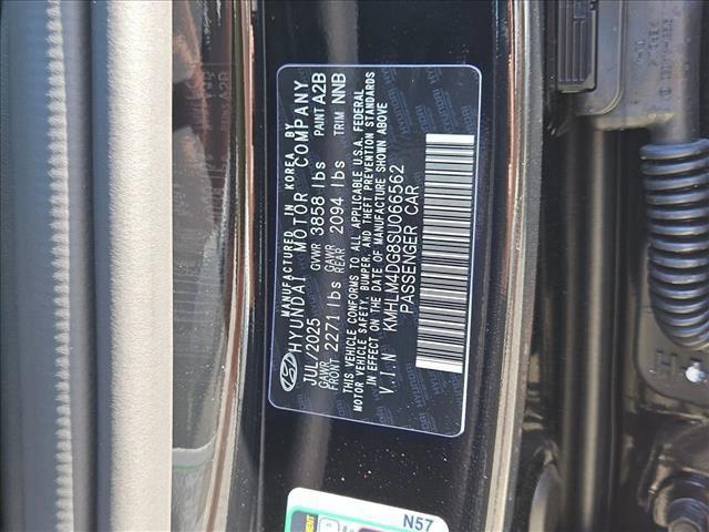 new 2025 Hyundai Elantra car, priced at $23,551