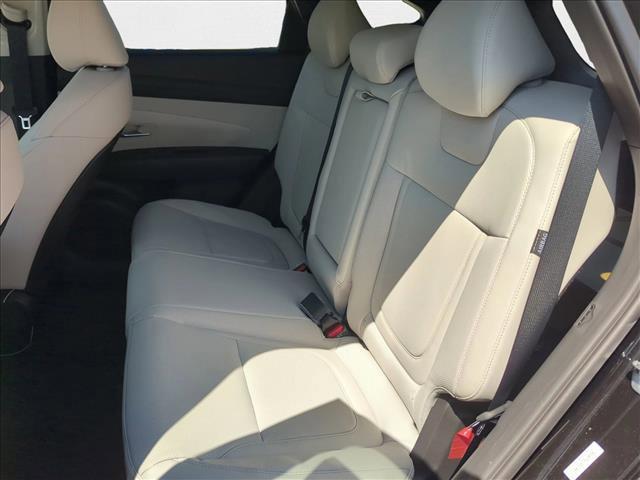 new 2025 Hyundai TUCSON Hybrid car, priced at $38,225