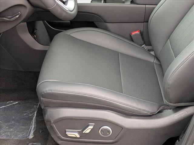 new 2025 Hyundai Santa Fe car, priced at $40,655