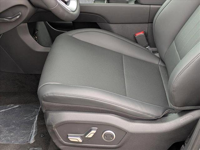 new 2025 Hyundai Santa Fe car, priced at $40,655