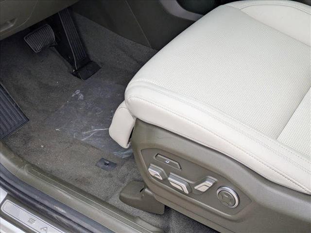 new 2025 Hyundai SANTA FE HEV car, priced at $50,684